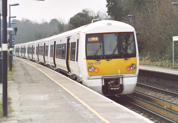 No. 376029 leaving Greenhithe on a Gravesend stopping service